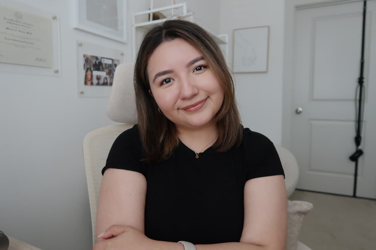 Monica Denais therapy office